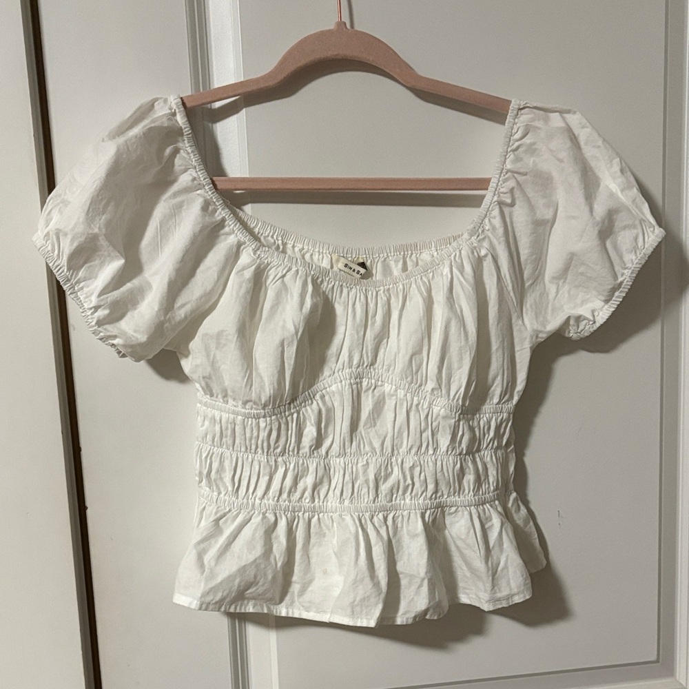 Elegant White Ruched Blouse
